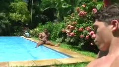 Dois Neg?es E Um Puto No S?tio