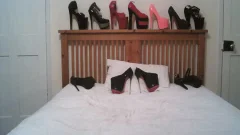 Cd Shows Many extraordinary Heels And Cums