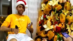 My Christmas Present To A Fan Was To Let Him Control My sextoy Till I cum
