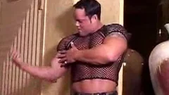 Athletic bodybuilder goes in for nailing