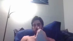 nasty dude With gigantic 10-Pounder Live
