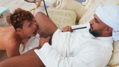 Feet Worship with Hookah: Austin & Jafar