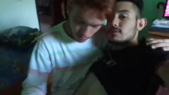 Jugando Y Haciendo El Tonto
