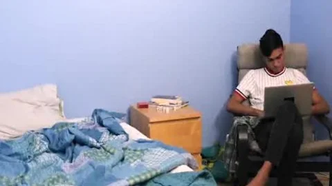 The Exchange Student-Chapter3: Shared Bedroom