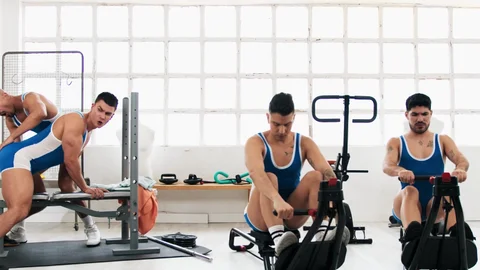 Men: Rowers' Dirty Secret: A Tale of Twisted Towels