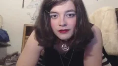 Transgender Playing With A big dildo On webcam