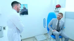 menatplay: Injury becomes Passion in Fox’s Clinic