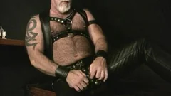 Leatthowdys chabr daddy jerk off