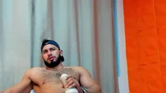 Brazilian Hunk nasty brawny Leg widen pooper