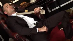 menatplay: Bruno Jones: Hard at Work