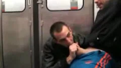 Suce Dans Le Metro