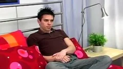 twink receives interviewed tthis chabn jerks it off unprotected
