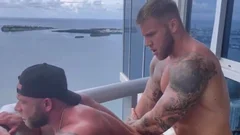 Muscle Hunks