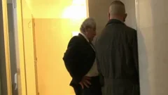 Chubby bear bareback cumshot in bath