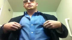 Jerking My Self Until I cum On An Air Plane