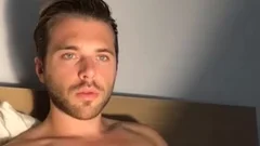 fashionable chap Bathing In Live