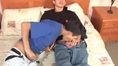 friendly Latino bang