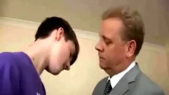 legal age teenager fucks Daddy