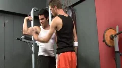 Seductive homosexual wangs boneing In Tthis guy Gym