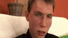 Olda Labut receives handjob