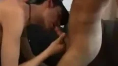 fine twinks kissing & boneing
