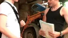 2 twinks Flip slam
