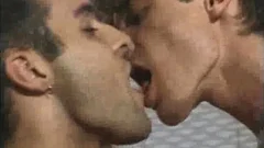 teens large 10-Pounder engulfing & jerking off