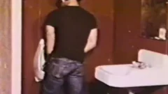 homosexual Peepshow Loops 234 70's And 80's - Scene 3