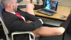 man Strokes 10-Pounder