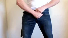  Levi\\'s And Diesel Jeans Rip\t\t\t\t\t