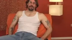 Enjoying big dick guy