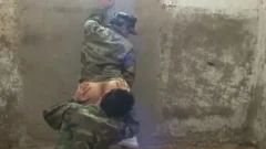 My comstudding officer tepains me a lesson