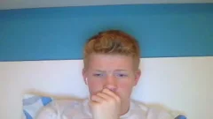 lusty 18yo teen From Belgium Fingers His pooper - W