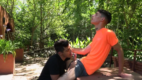 Anonimo: A Quiffed Gabriel Enjoys Twink Felix's Skills