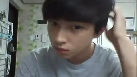 oriental boy Wanks Off