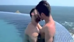 lovers On Vacation In Paradise