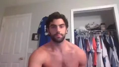 nasty dude With gigantic 10-Pounder Live