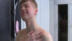 Shower teen