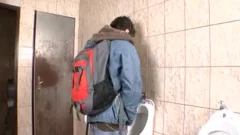 XS - Public bathroom unprotected