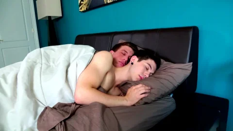 Next Door Twink: Sultry Sunday with Scott