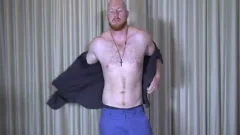 Stocky Red head With A kinky weenie
