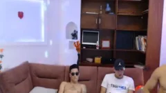 4 guys jerking off In Live