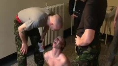 bizarre Spit