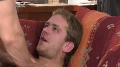 This Wife Discovers That Her dude Is homo